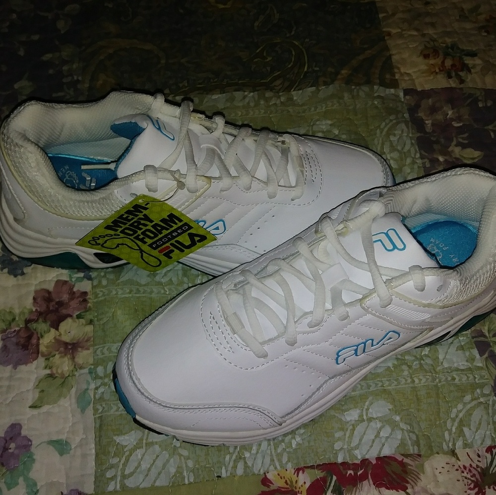 FINAL SALE Fila Memory Foam Running Walking Shoe - Picture 2 of 8
